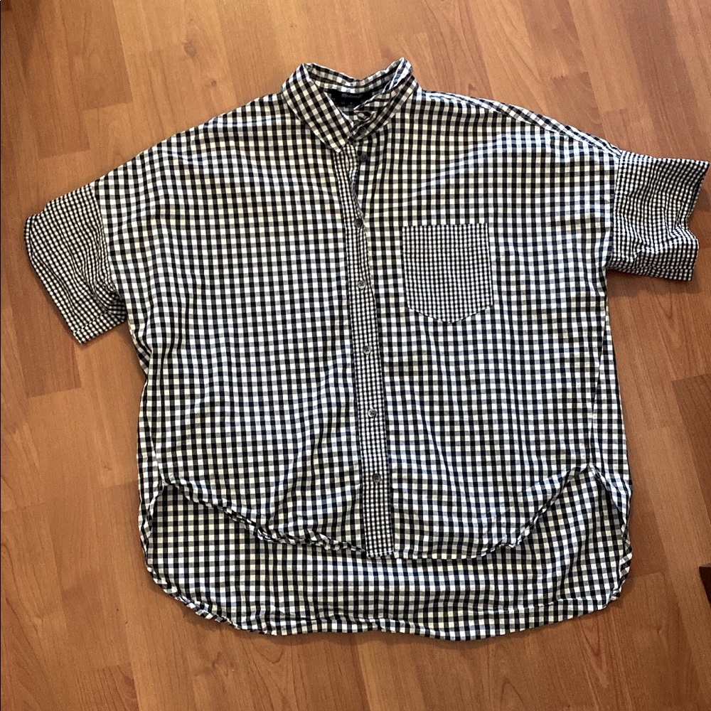 Madewell black & white gingham button up short sleeve shirt